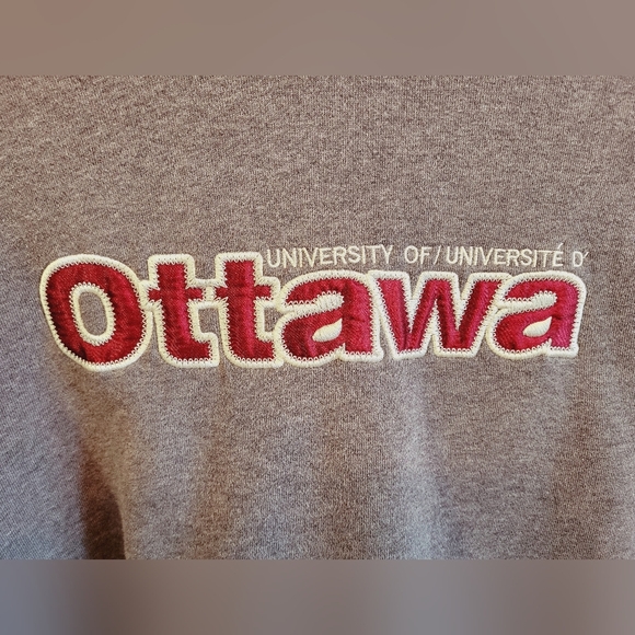 Official University of Ottawa Hoodie - Picture 7 of 8
